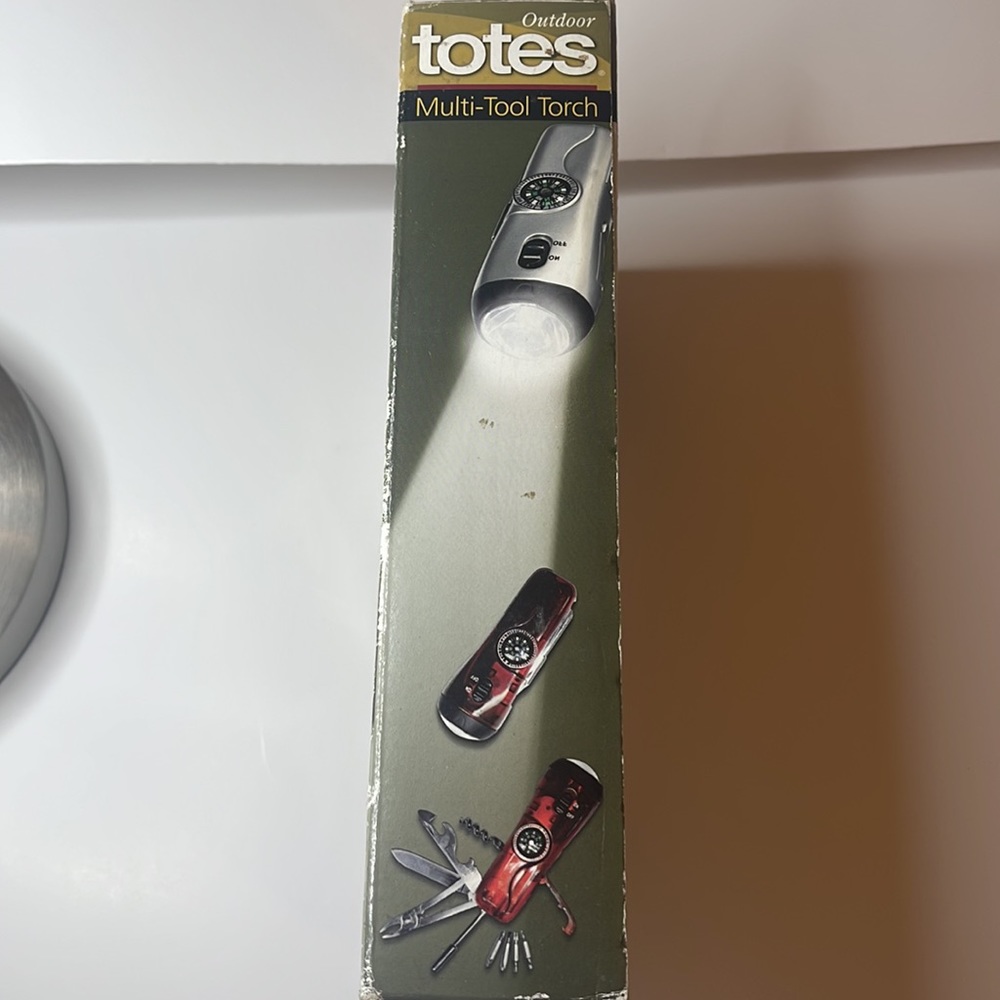 Totes multi-tool torch - Picture 2 of 4